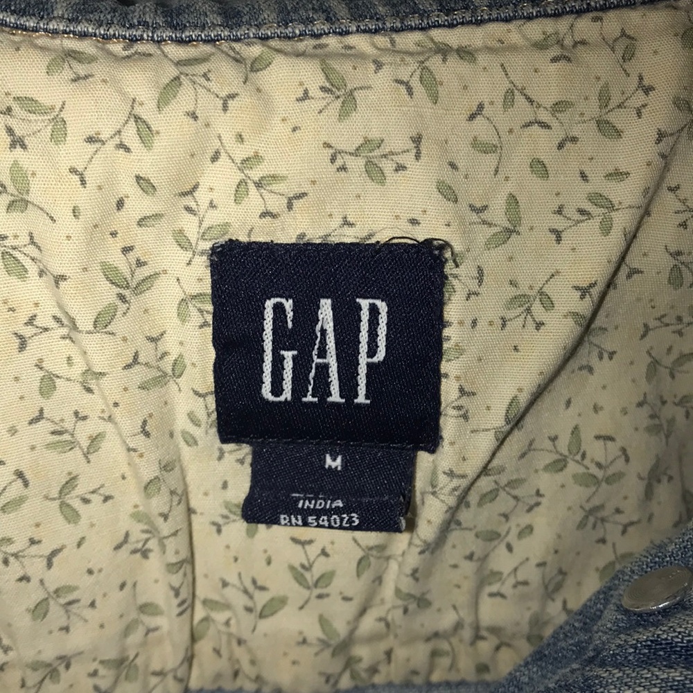 GAP Jean Jacket - Picture 3 of 3